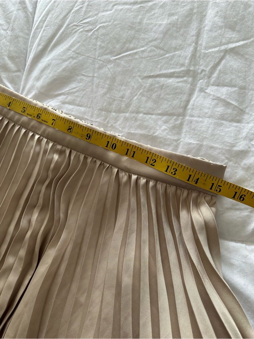 J. Crew Pleated Midi Skirt in Light Beige size medium - Picture 13 of 15